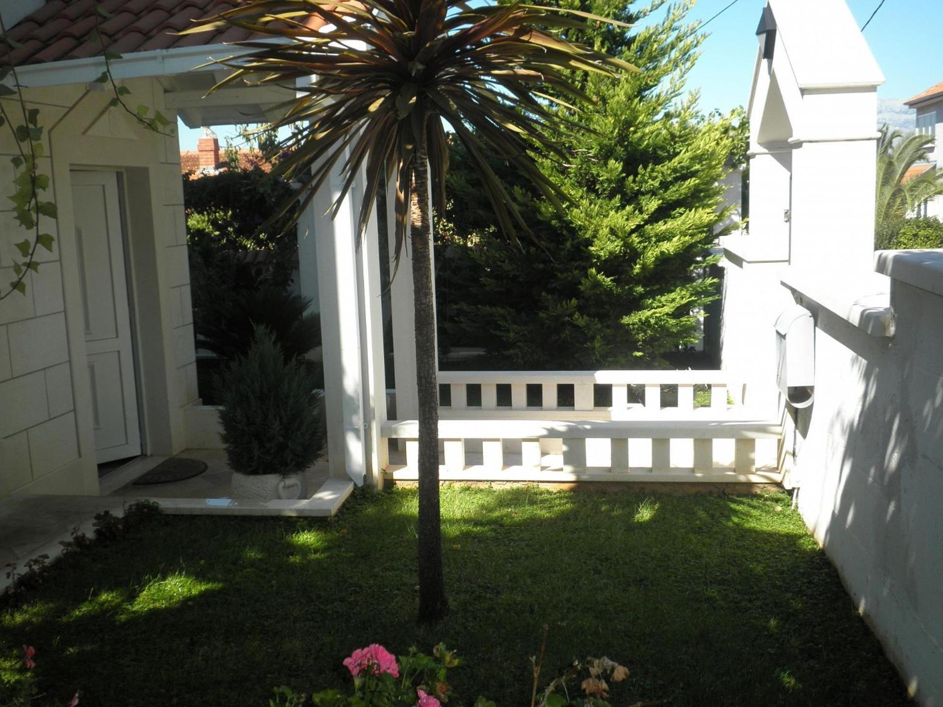 Apartment Aldica Supetar Εξωτερικό φωτογραφία